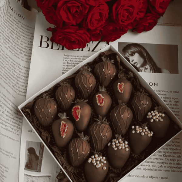 Chocolate Covered Strawberries Boxes - Image 5